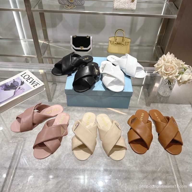 2025 Women Prada Black Leather Slippers