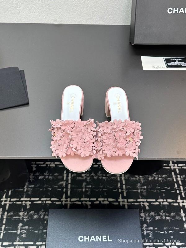 2025/Women Chanel Pink Suede Floral Embellished Block Heel Sandals LY00360(F)