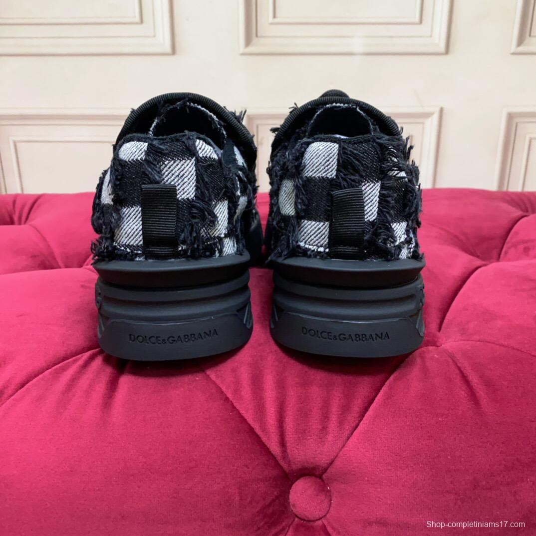 2025 Unisex Dolce & Gabbana Black White Fur Canvas Sneakers