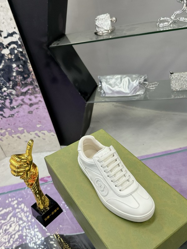 2024 Unisex Gucci White Leather Suede Sneakers MJ00310