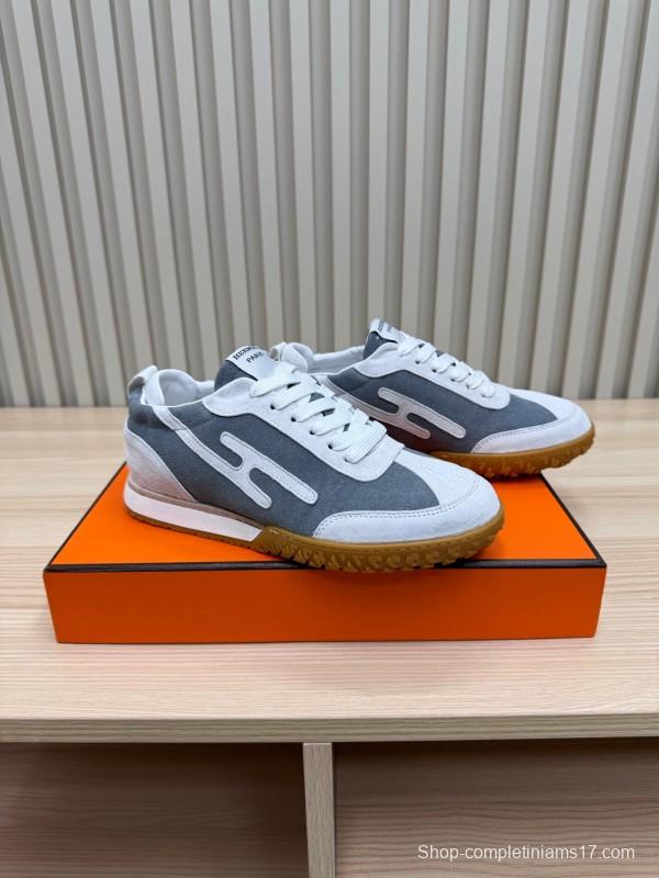 2025 Unisex Hermès White Grey Suede Down Fabric Sneakers Top Version LY00310