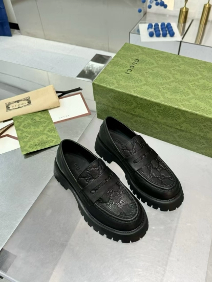 2024 Women Gucci Black Leather Loafers MJ00320
