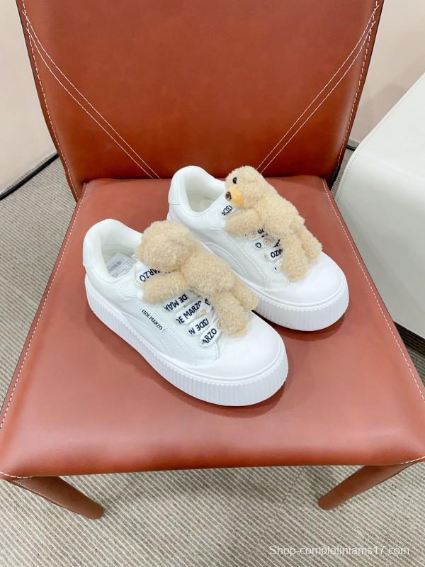 2025 Women 13DE MARZO White Leather Sneakers Plush Toy KFY00300
