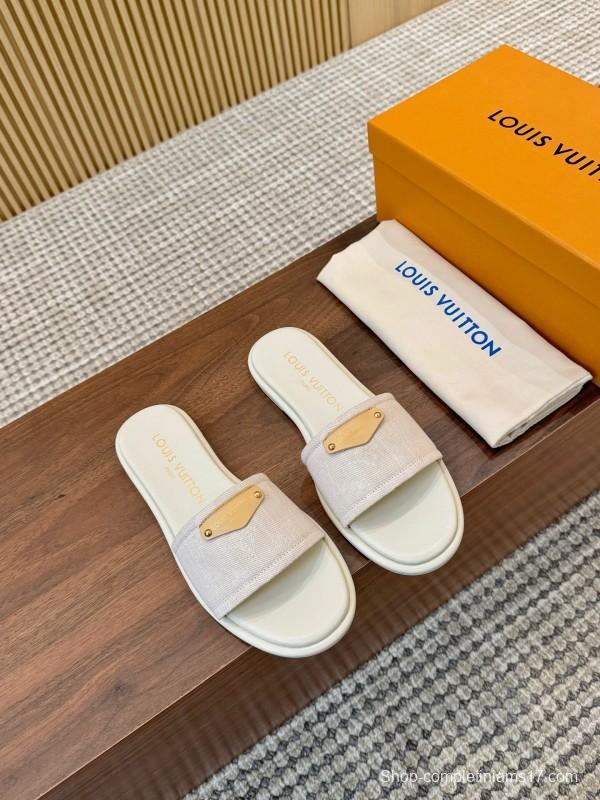 2025 Women Louis Vuitton White Leather Slippers LY00200