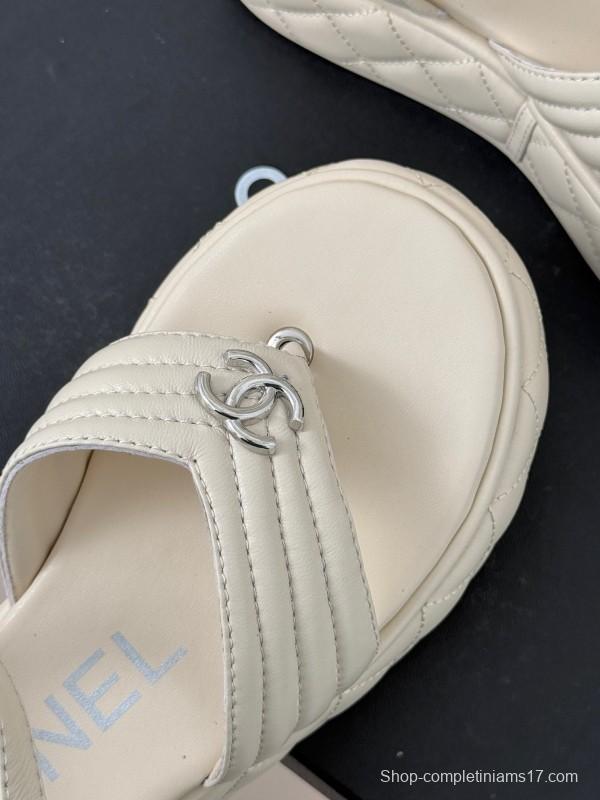 2025 Women Chanel White Leather Sandals