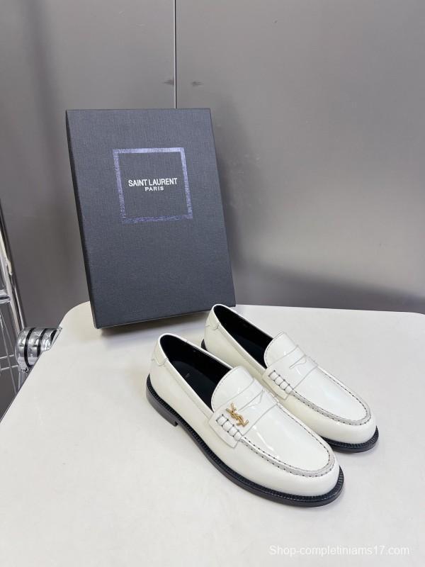 Saint Laurent Classic Loafer Flats - KFY00350