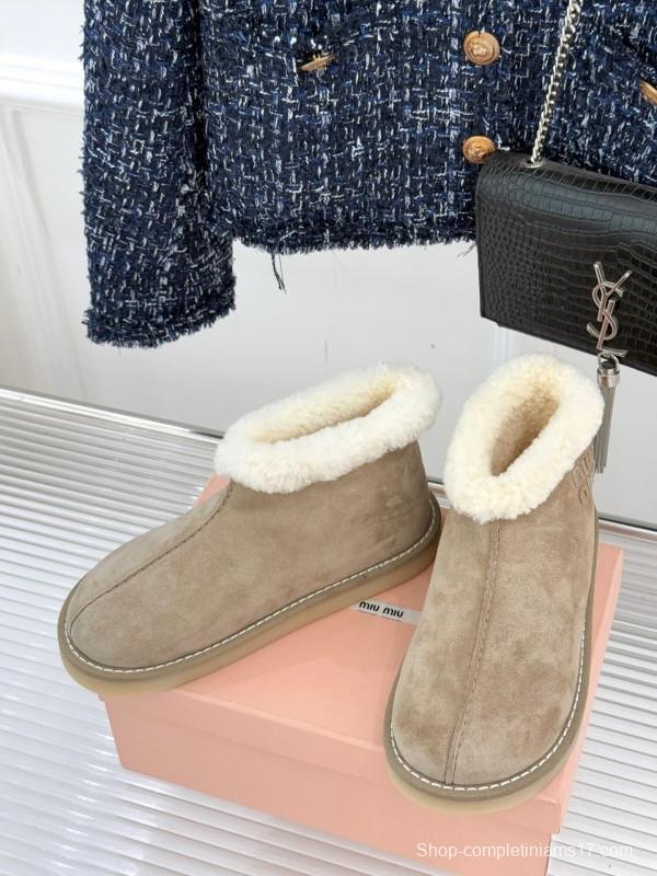 Miu Miu Retro Shearling Platform Snow Boots - KFY00300