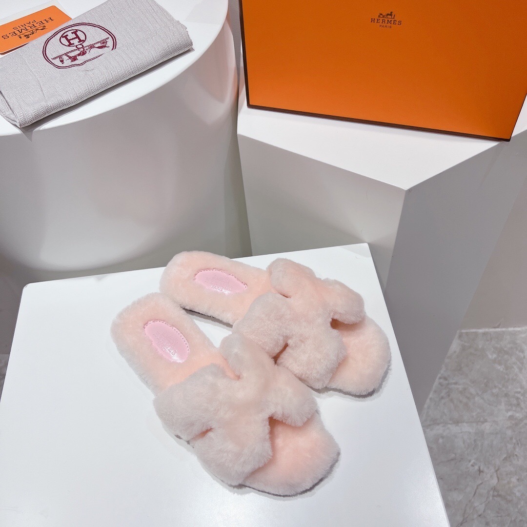 Hermès Teddy Wool H Slippers Flat Sole Fur Slides - LY00240