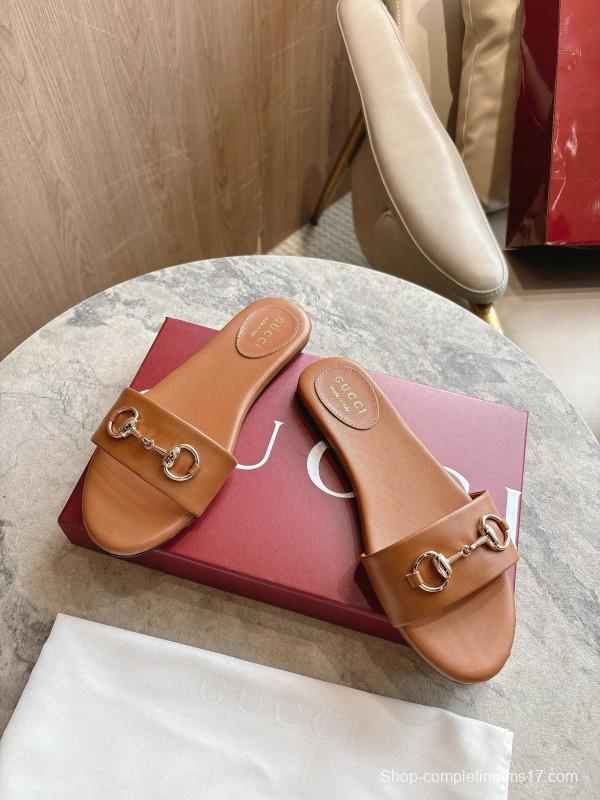 Gucci 8023-3 Leather Sandals with Light Gold Horsebit Detail