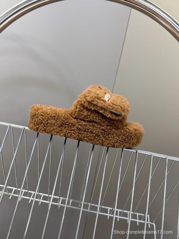 Balenciaga 2025/SS Couple Edition Cola Fur Slippers - KFY00230