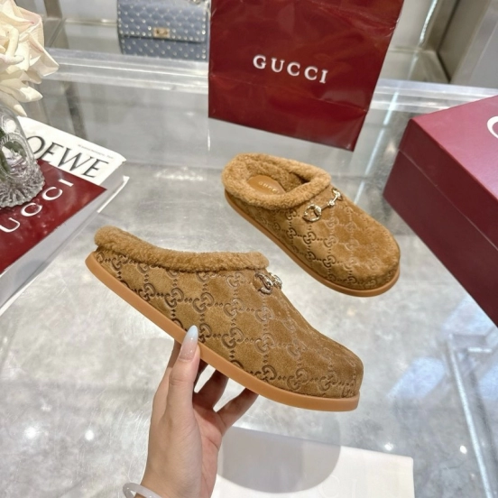 Gucci 2025 SS Autumn Winter New Suede Leather Horsebit Detail Women Wool Loafers - LY00260