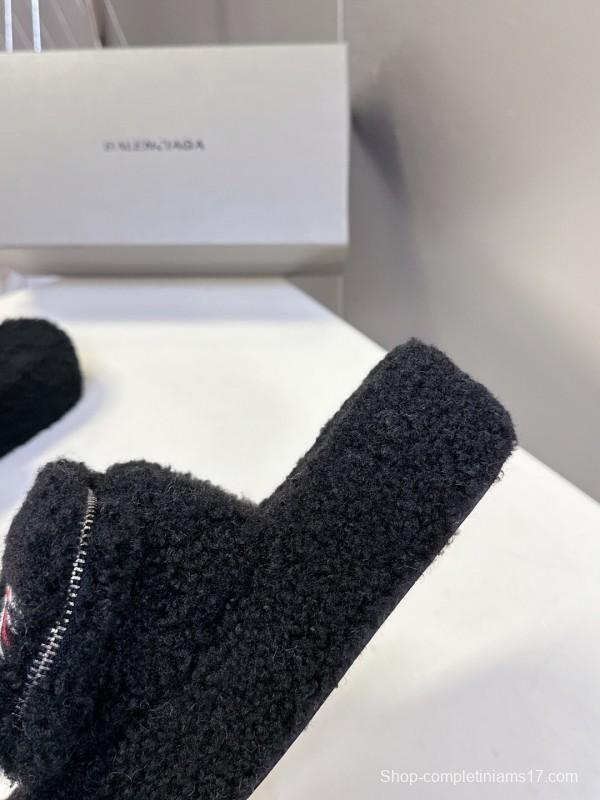 Balenciaga 2025/SS Couple Edition Coca-Cola Logo Furry Slippers - KFY00230