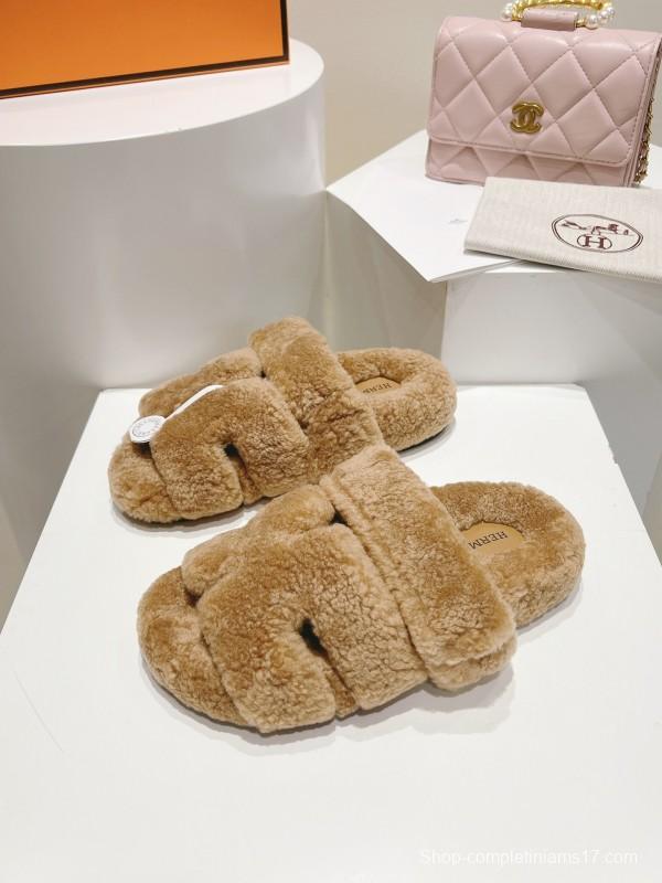 H Love Erjiu Full Wool Slippers with Slightly Curled Fur - LY00270